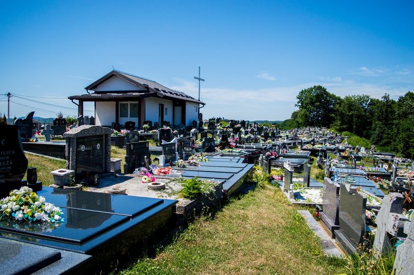 Svete mise na grobljima župe Sivša povodom Svih svetih i Dušnog dana