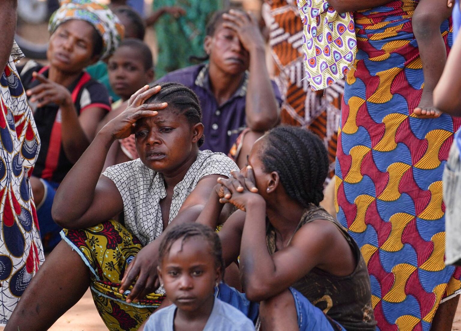 "Naoružana skupina u nigerijskoj regiji Kaduna – simbolična ilustracija otmice učenika i napada na vjerske zajednice."